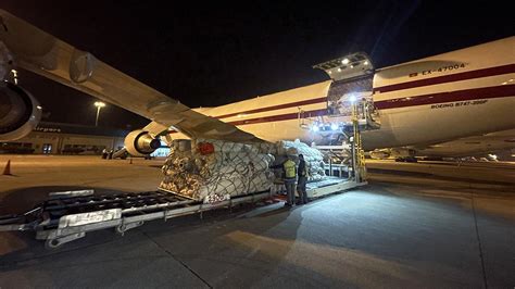Ç­a­d­ı­r­ ­t­a­ş­ı­y­a­n­ ­P­a­k­i­s­t­a­n­ ­u­ç­a­ğ­ı­ ­A­d­a­n­a­­y­a­ ­u­l­a­ş­t­ı­